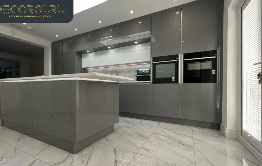 Traditional kitchens