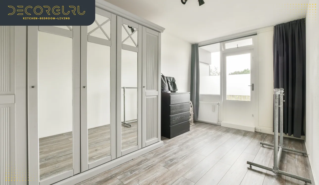 bespoke sliding wardrobe doors