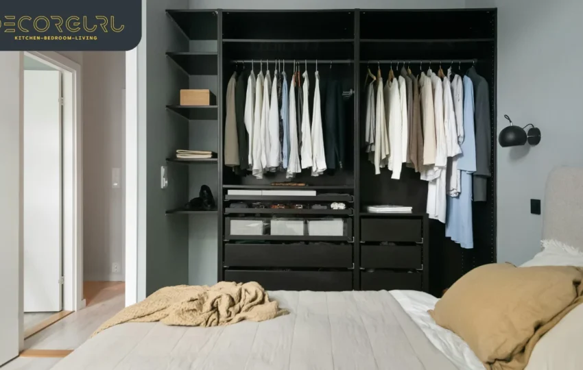 Custom Fitted Wardrobe